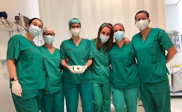 El hospital de Gandia extirpa tumores digestivos sin necesidad de operar