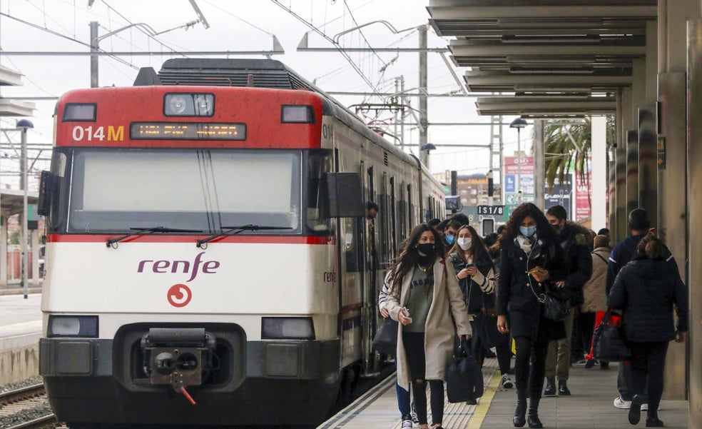 Renfe avisará de las incidencias en Cercanías con un servicio directo a los viajeros