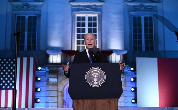 Biden afirma que Putin no puede permanecer en el poder