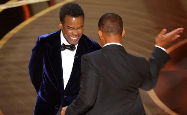 Así ha sido la agresión de Will Smith a Chris Rock en plenos Óscar 2022