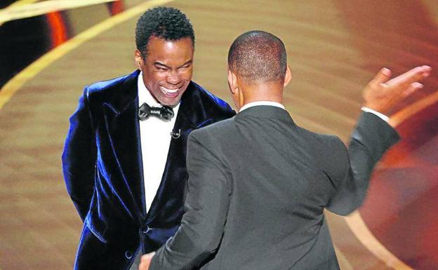 Chris Rock se pronuncia sobre el bofetón de Will Smith por primera vez