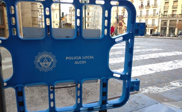 Los pases para acceder a garajes en el Centro de Alcoi durante Fiestas se podrán obtener con cita previa