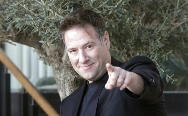 Carlos Latre: «Mi madre me decía que era el niño más malo de Europa»