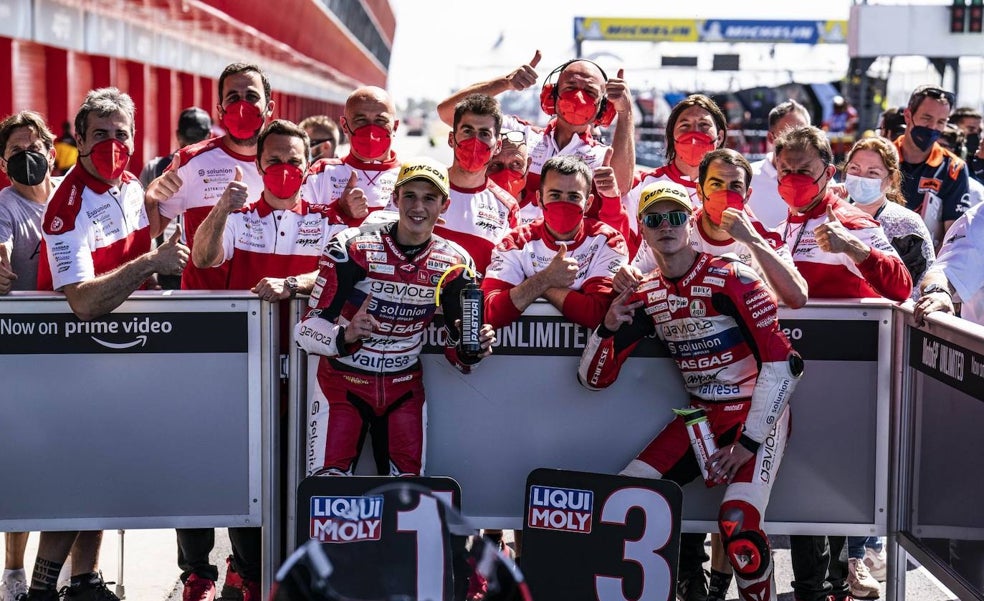 Pole valenciana en el 'maratón' del GP de Argentina