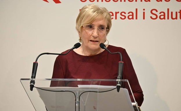 Sanidad anuncia de nuevo los 6.000 refuerzos pero no los completará hasta después de verano