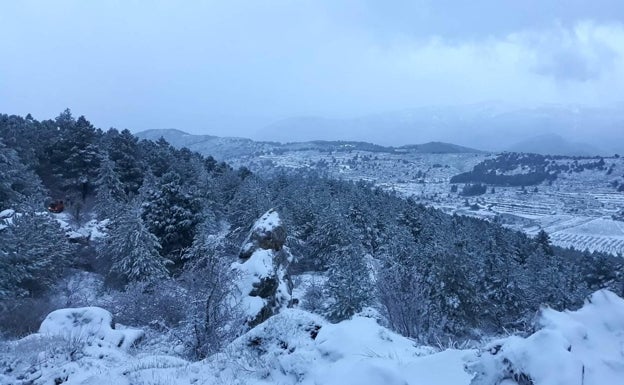 Mantienen hasta el miércoles el nivel amarillo por nieve al norte de Alicante