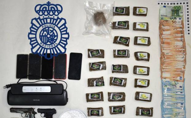 La Policía desmantela seis «guarderías» de droga en Galicia