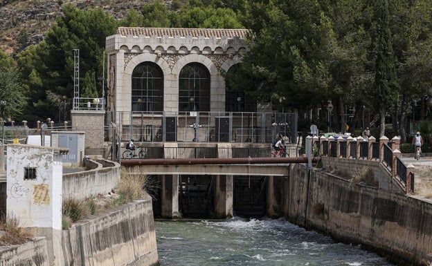 La falta de inversión del Consell impide llevar más agua a la Albufera