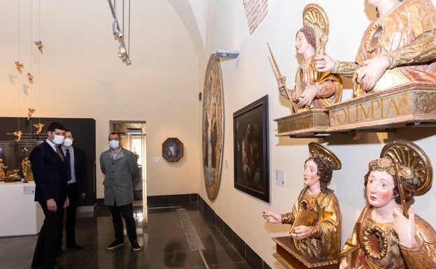 Gandia refuerza su compromiso con el Museu de Santa Clara para exponer las obras de arte de las religiosas