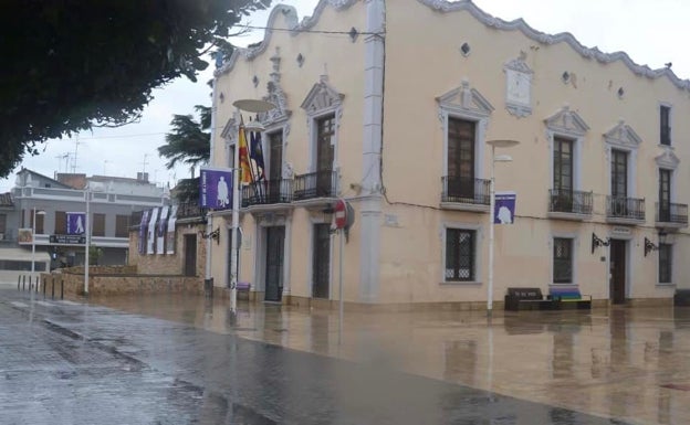 Alginet cierra dos aulas de la guardería municipal por falta de educadores