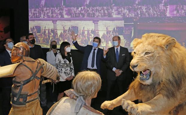 Así es 'Gladiadores', la exposición sobre el coliseo romano que ya se puede visitar en el MARQ