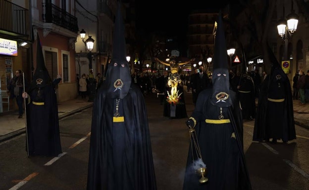 La lluvia provoca la suspensión y el traslado de los actos de la Semana Santa