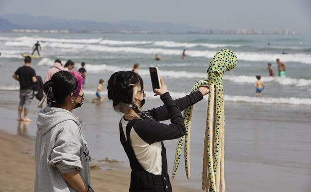 Las playas de Valencia, sin servicios en plena Semana Santa