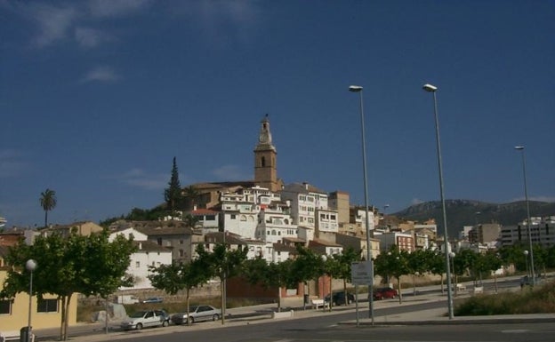 Vecinos de Albaida denuncian la falta de información sobre las dos fotovoltaicas previstas en el municipio