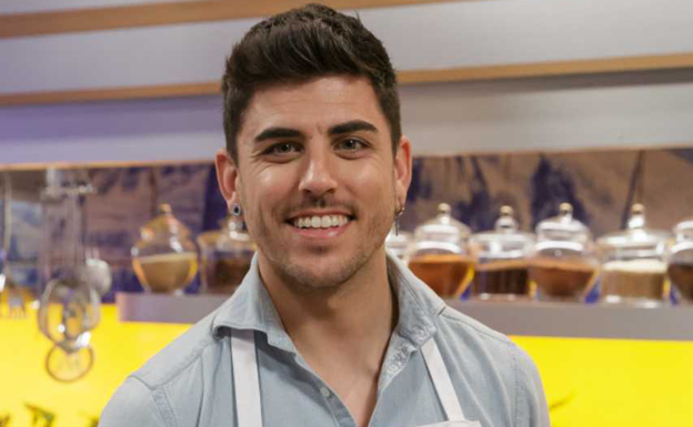 Quién es Adrián, el joven bilbaíno que pasó por la cárcel antes de entrar en 'Masterchef'