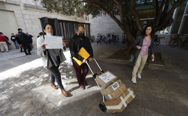 Hablamos Español denuncia que Les Corts trata de silenciarles