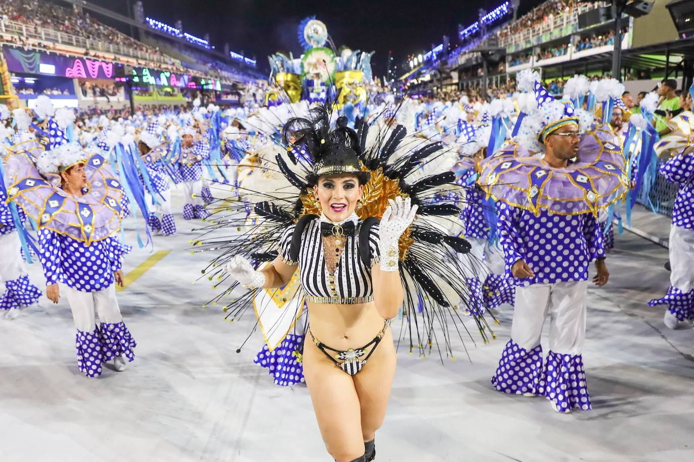 El carnaval de Río regresa más explosivo que nunca