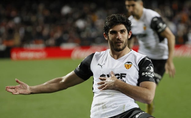 Guedes llega a la final de la Copa del Rey como estrella