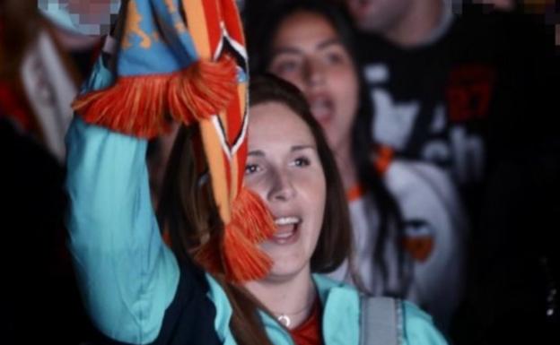 La fanzone de Mestalla: Tan lejos y tan cerca del Valencia CF