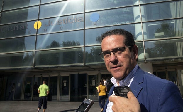 La jueza investiga a Jorge Bellver por haber recibido regalos del cabecilla de Azud