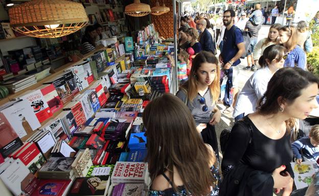 Fira del Llibre de Valencia 2022: fecha, horario, autores invitados y programa de actividades