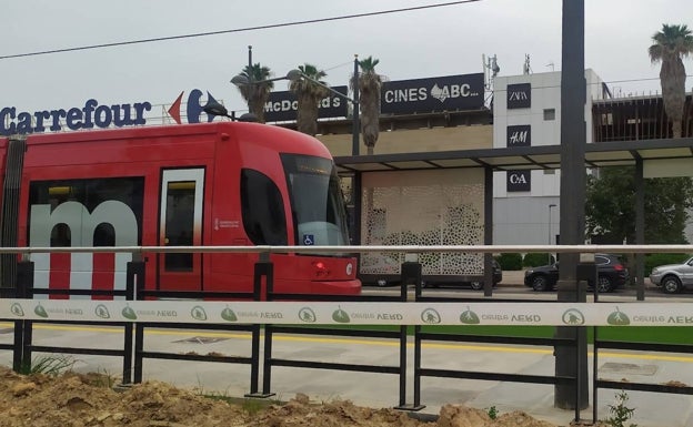 Los nuevos trenes de la Línea 10 de Metrovalencia ultiman sus pruebas