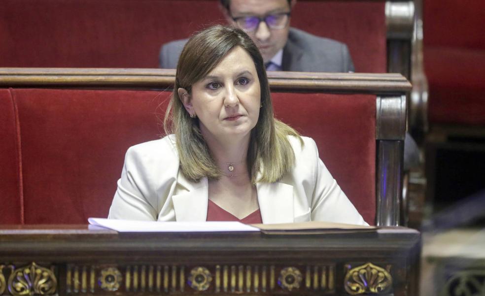 Silencio de Compromís y PSPV ante el alud de críticas por los contratos a dedo