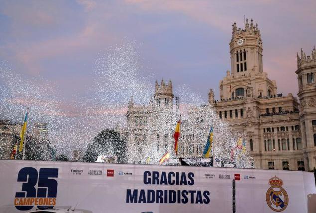 Festejo liguero del Real Madrid en Cibeles