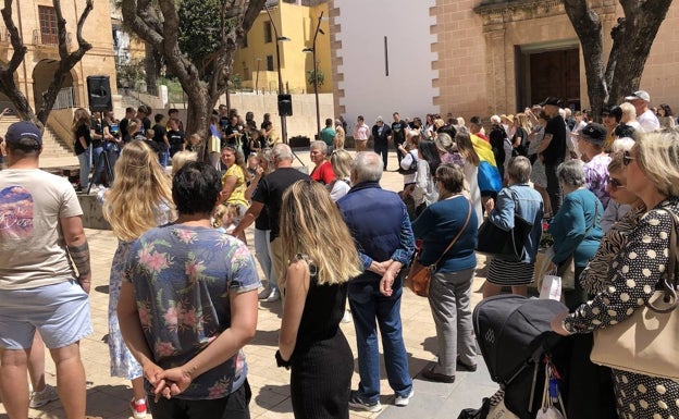 La comunidad de Ucrania muestra su agradecimiento a la población de Dénia