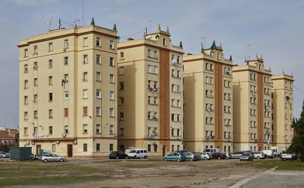 El proyecto de demolición de Bloque Portuarios del Cabanyal sigue estancado y sin dinero