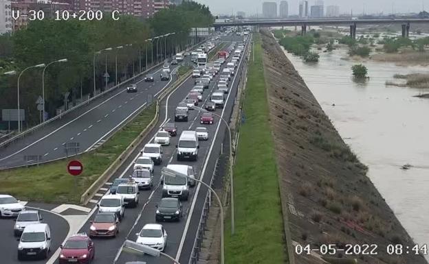 Colapso en las carreteras valencianas por las lluvias