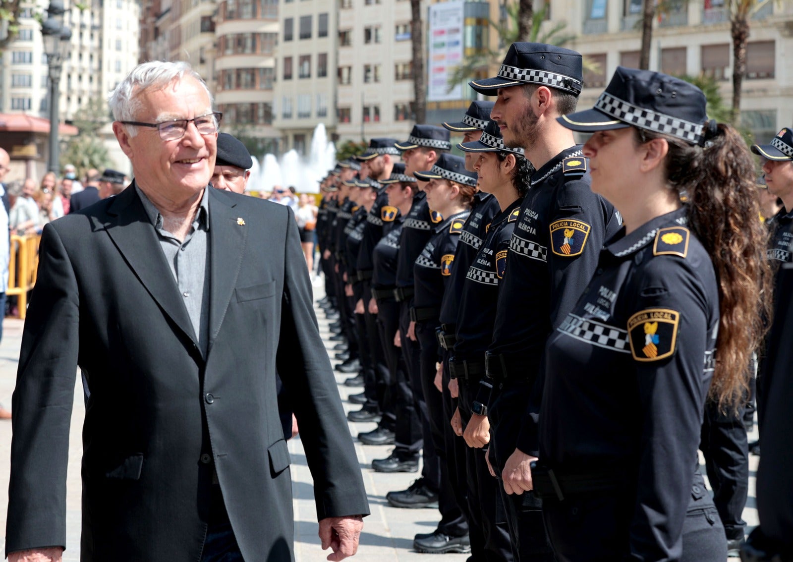 El Ayuntamiento presenta 181 nuevos policías pero sólo 20 saldrán a patrullar