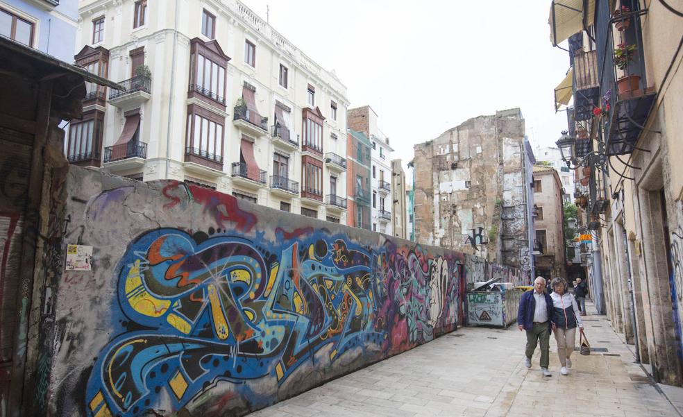 40 años de abandono en Ciutat Vella