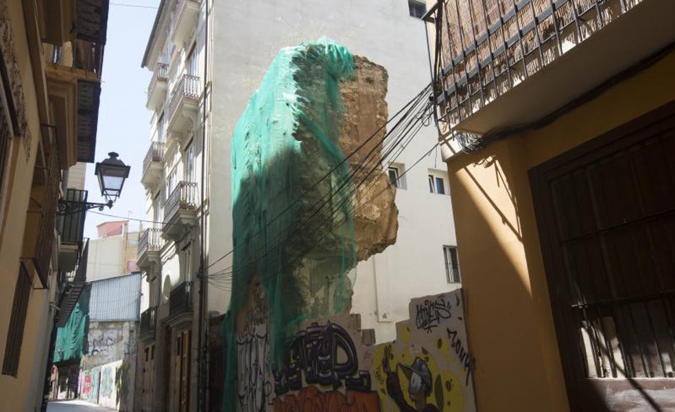 El olvido de la muralla oculta de Valencia