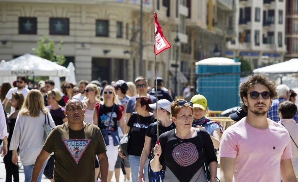 El turismo revienta el centro de Valencia