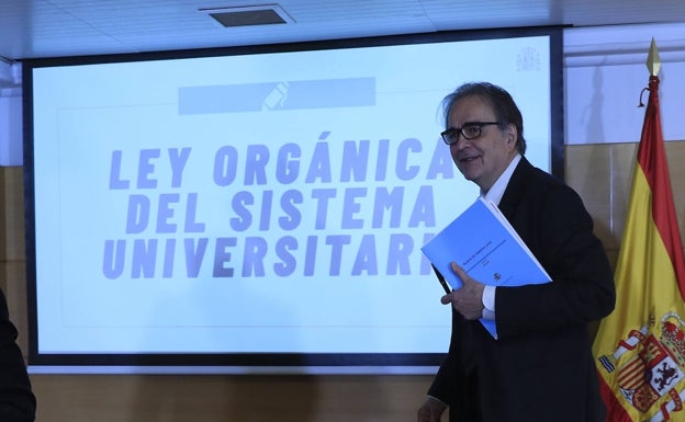 'Microgrados', financiación pública y privada e internacionalización, retos del futuro universitario