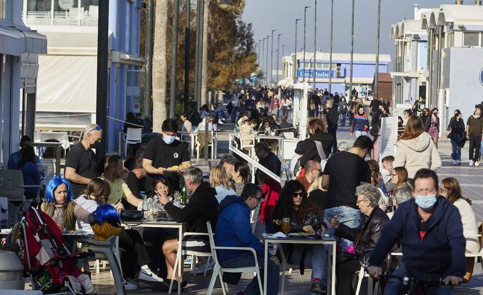 Valencia sufre un atasco de 59 hoteles pendientes de las licencias de apertura
