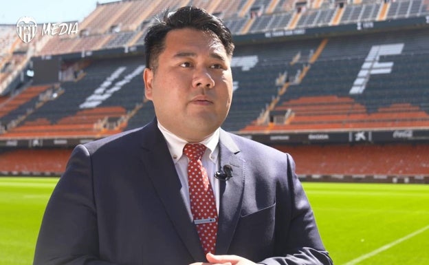 Teo Swee Wei: «La Nit de València va a ser una noche inolvidable en la historia del Valencia CF»