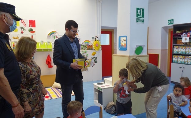 L'Alcúdia protege a los niños de sufrir asfixia por atragantamiento