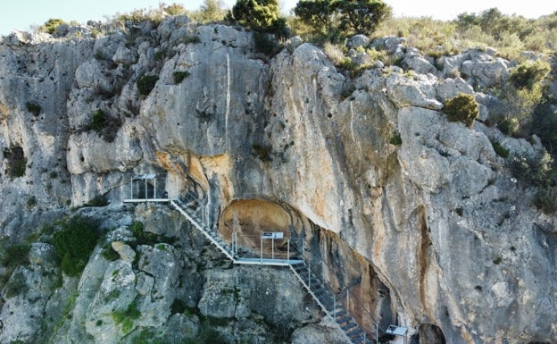 Salem reivindica la importancia de las pinturas rupestres del Barranc de les Coves