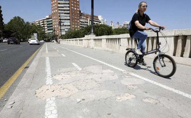 Los puntos negros del carril bici en Valencia