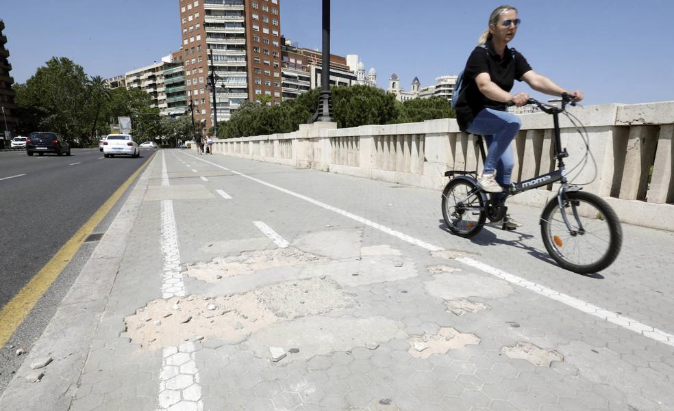 Los puntos negros del carril bici en Valencia