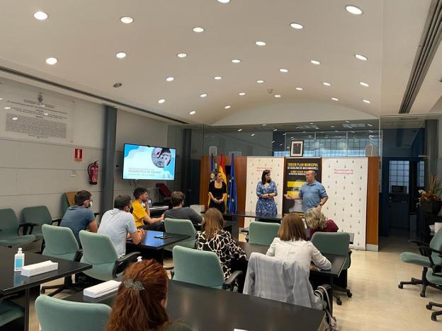 Los funcionarios del Consistorio se forman en perspectiva de género e igualdad