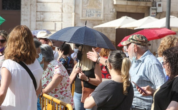 El Besamanos de la Virgen vuelve sin restricciones