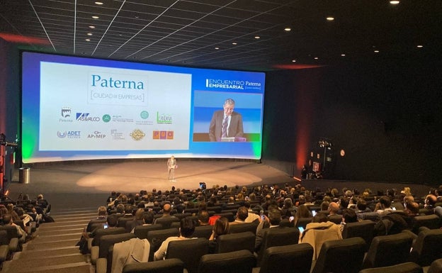 La ponencia de Víctor Küppers y la transformación digital, ejes del II Encuentro Paterna Ciudad de Empresas