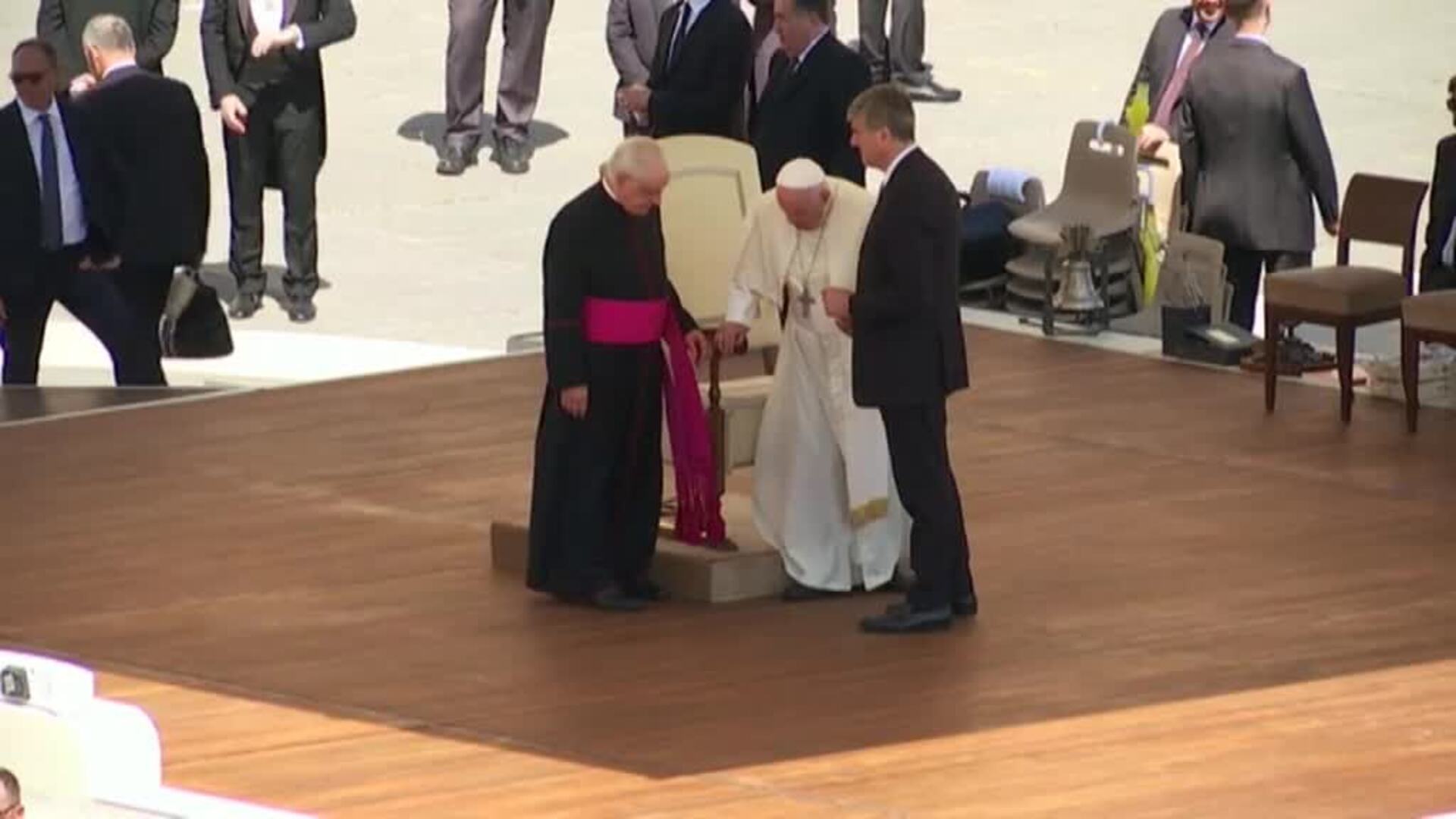 Preocupación por la movilidad del Papa Francisco
