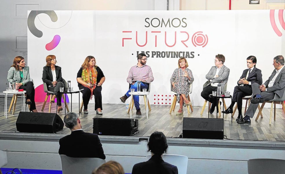 Los centros privados apuestan por la agilidad y el acercamiento a la sociedad