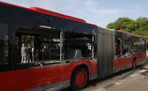 Nueve heridos en un accidente con un autobús de la EMT en el Bulevar Sur de Valencia