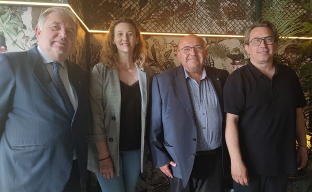 La Ruta del Bakalao se une a la Feria del Tomate para promocionar el Perelló