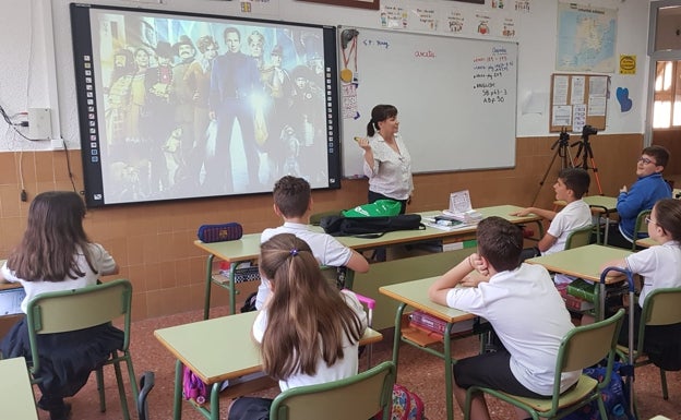 Alumnos de Primaria del colegio Ave María de Carcaixent ganan el premio de guion del Año Berlanga